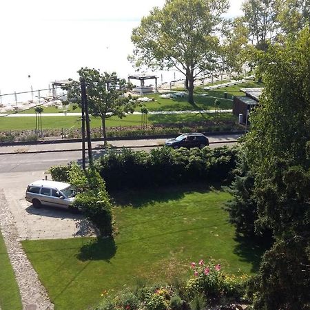 Lakeside Apartment Tihany Exterior photo